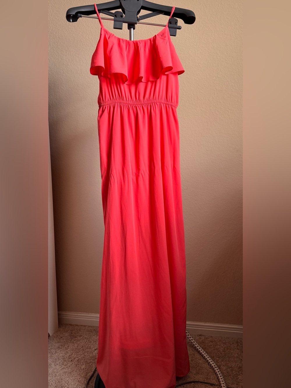 Women's Coral Off-Shoulder Maxi Dress - Sleeveless Ruffle